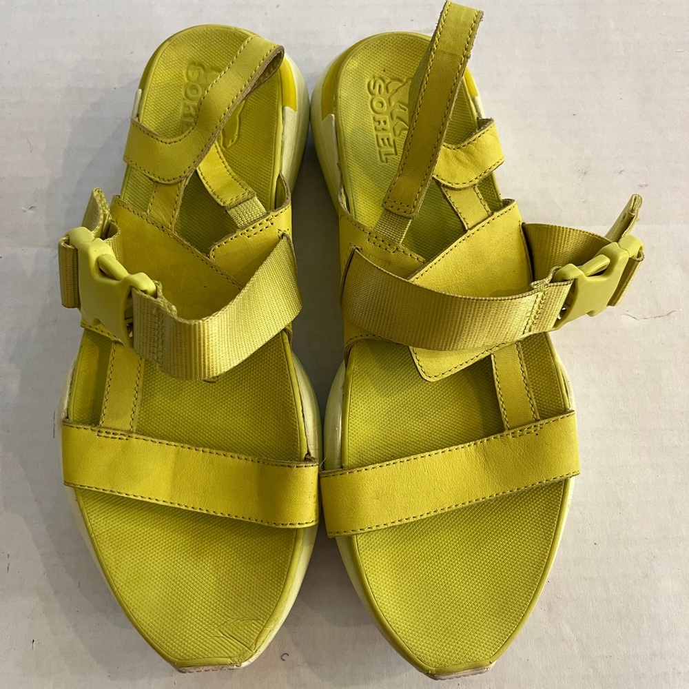 Sorel Kinetic Impact sandals bright fluorescent yellow white soles buckles sz 9 - Picture 3 of 10